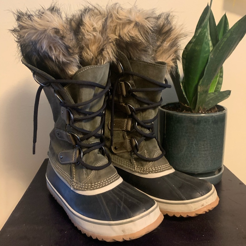 Sorel Winter boots women Size 9